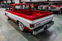 1987-GMC-Sierra Classic-RedWhite-509308-35.jpg